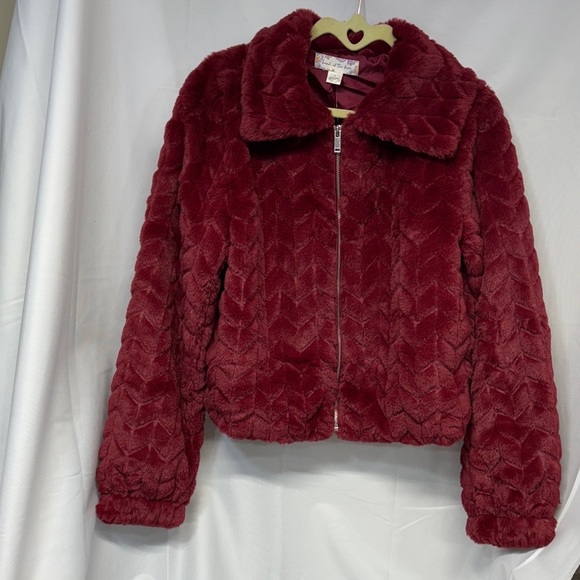 Band Of The Free Val Faux Fur Chevron collard Rhubarb red Jacket coat Small - Picture 3 of 11
